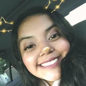 Meet your Posher, Alondra